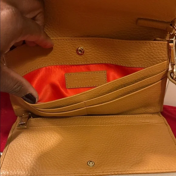 Chico’s Convertible Crossbody Bag Wallet Clutch Leather Purse - Picture 4 of 9